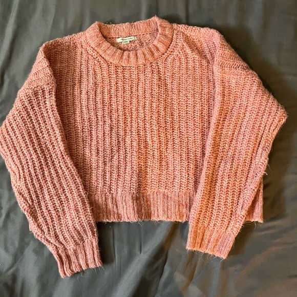 Cropped sweater - Picture 1 of 2
